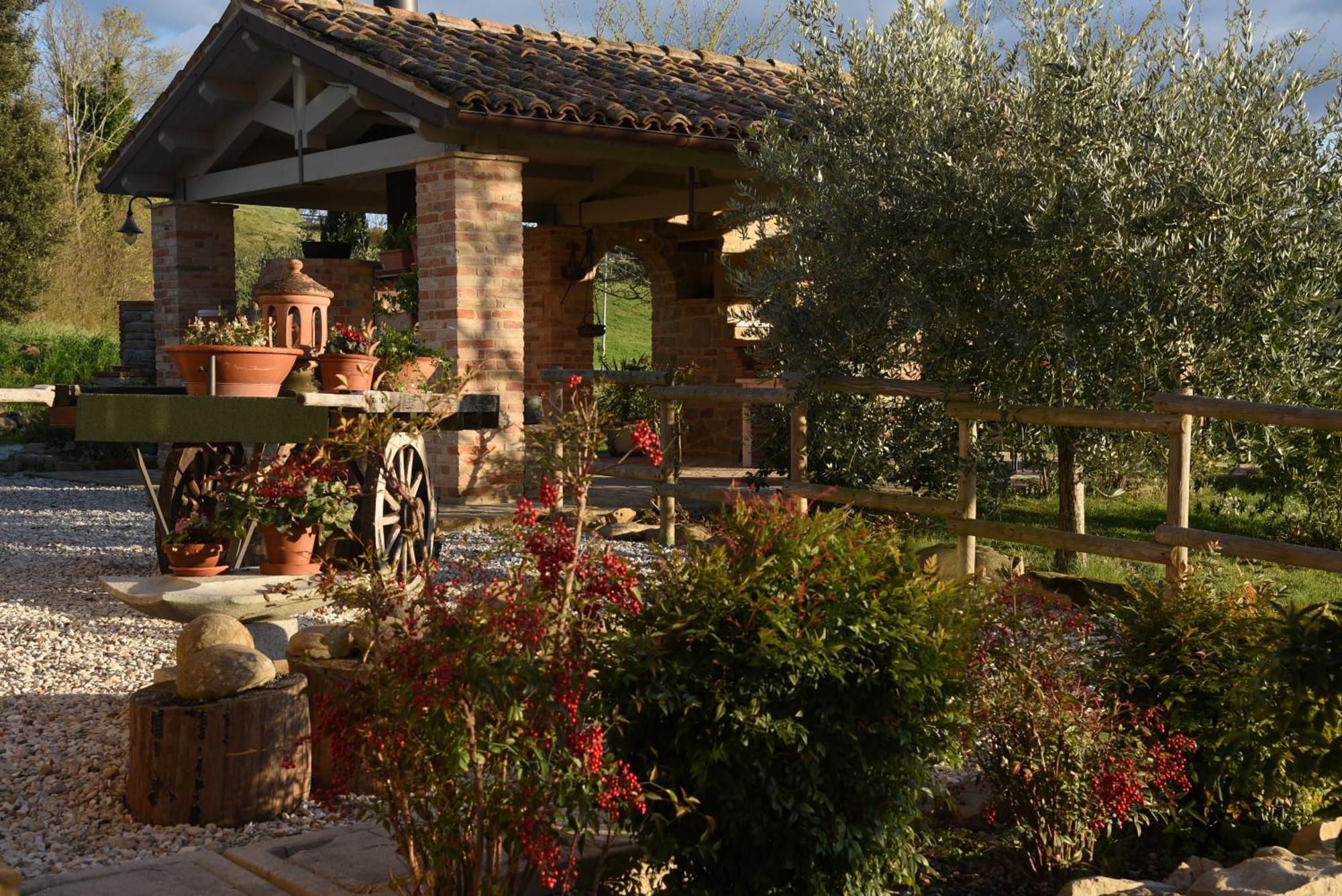 Quelli Del Picchio Bed & Breakfast Cupramontana Exterior photo